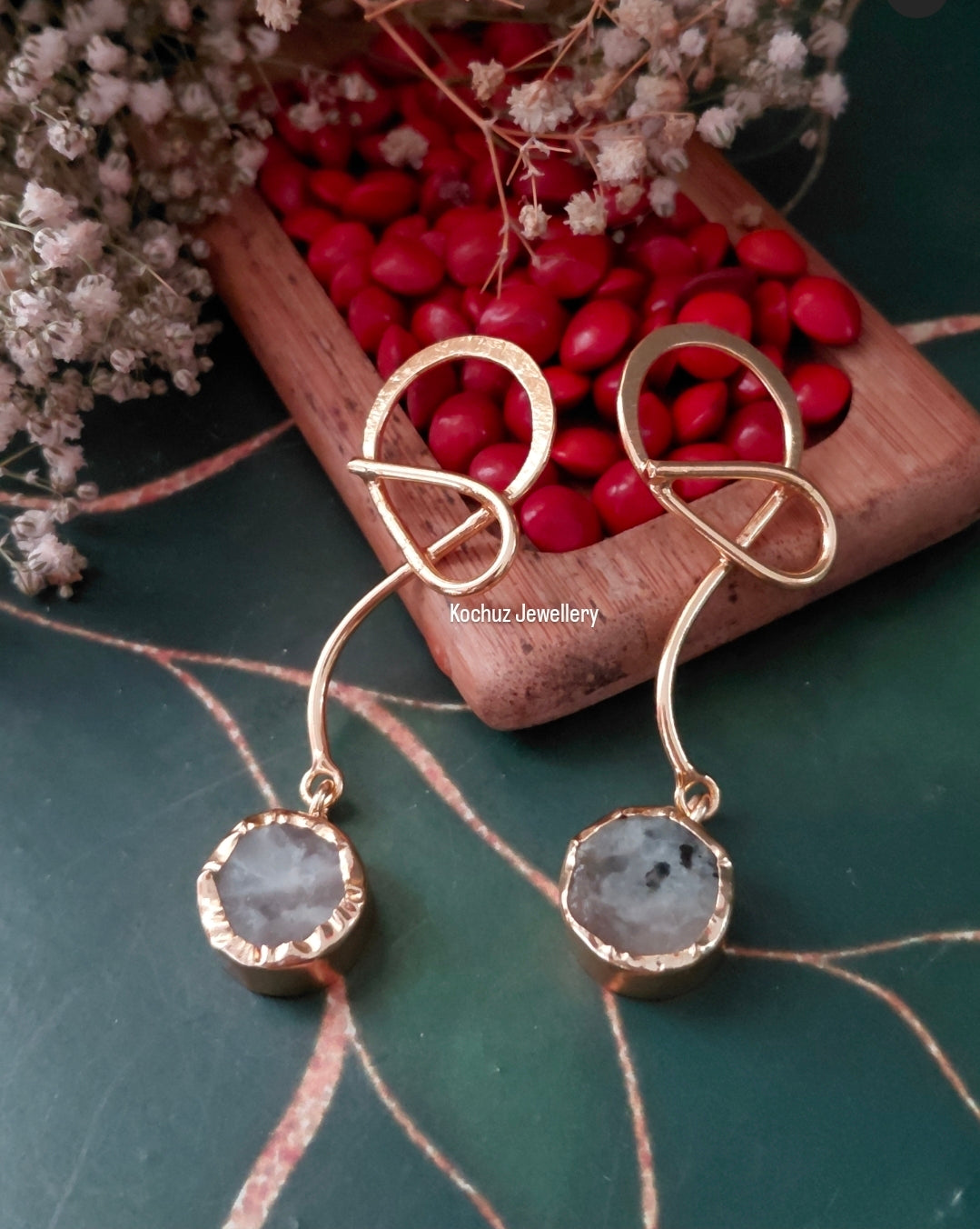 EAR1324 - Glass Stone Minimal Earrings