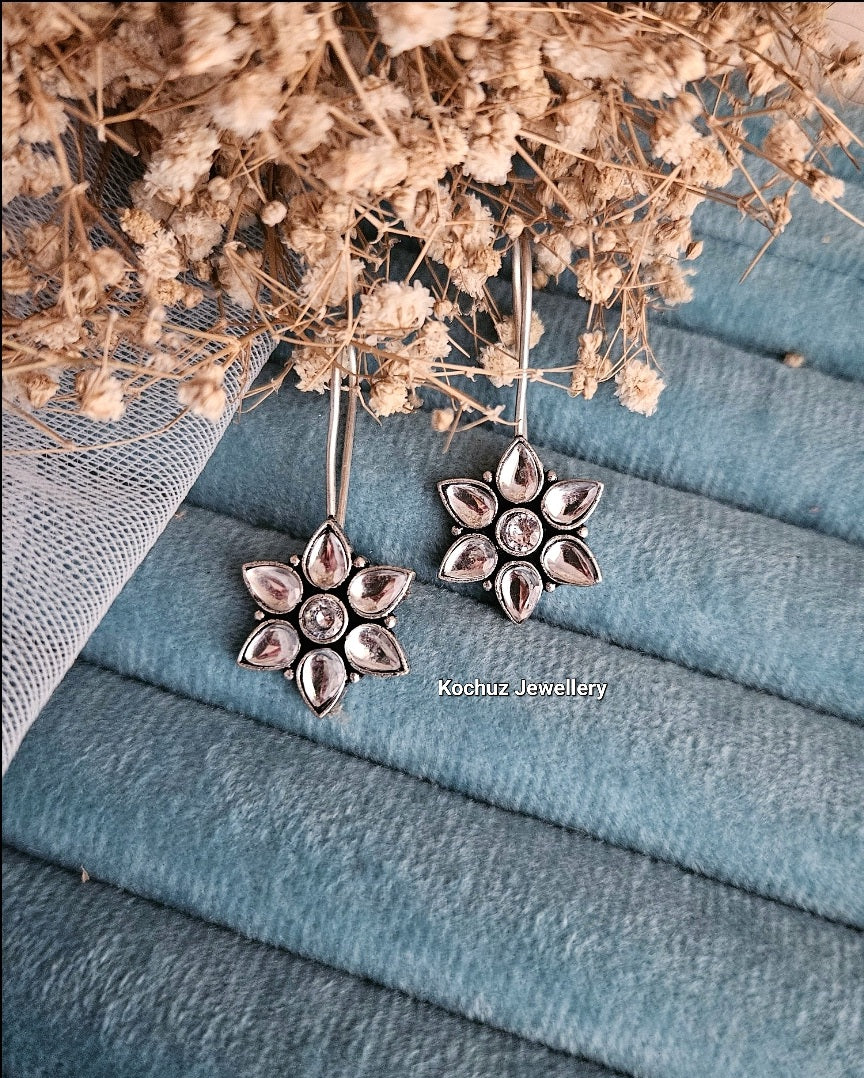 EAR1165 - Flower Dangler