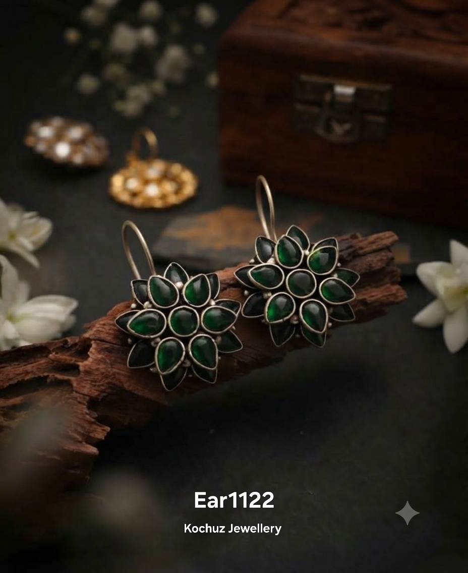 EAR1122 - Zircon Danglers