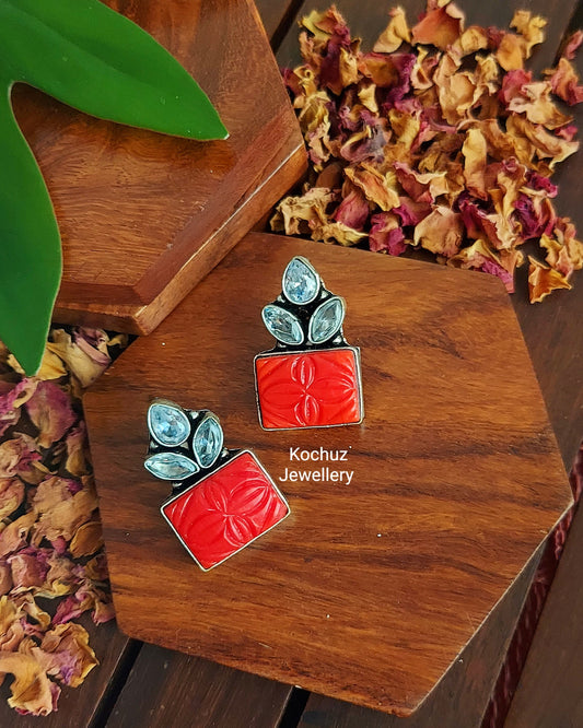 EAR1034 - Wax Bead Earring