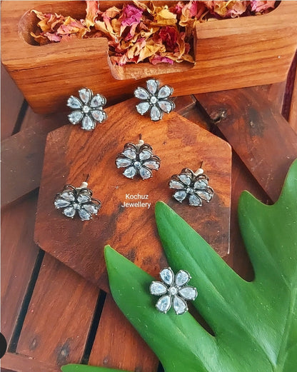 EAR1043 - Flower Earrings